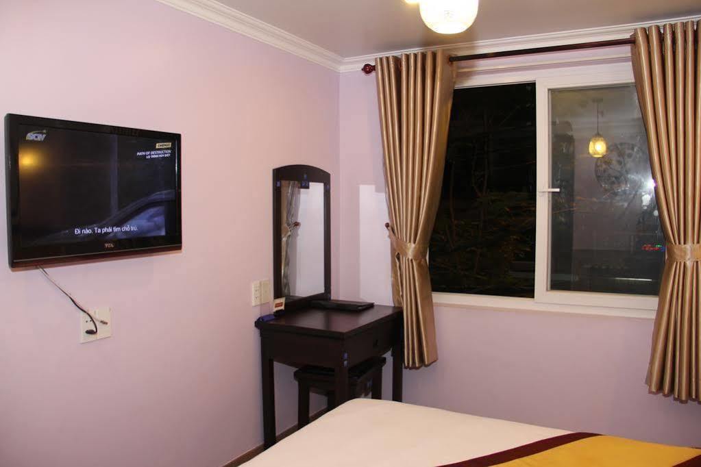 Lam Hotel Ho Chi Minh City Exterior photo